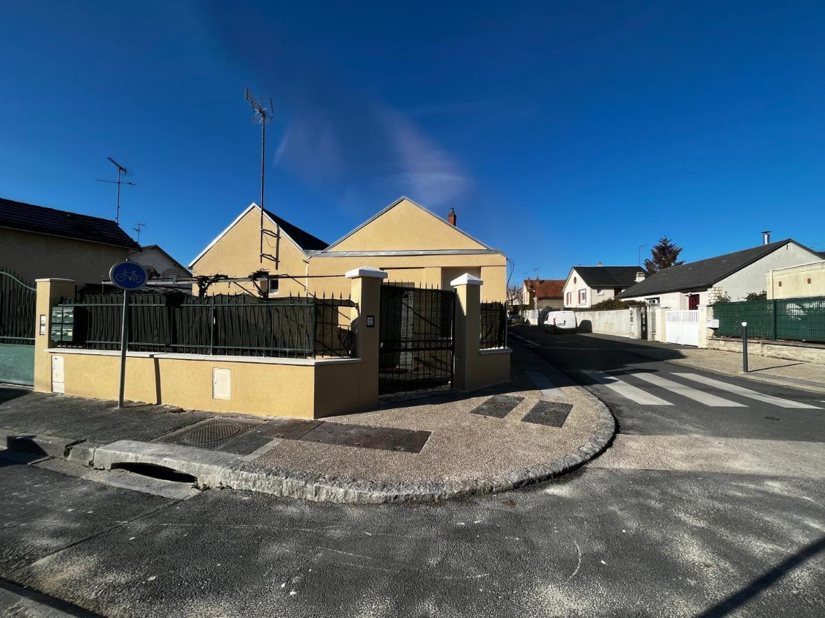 Studios Au Quartier Pavillonnaire Rue D Ambert Orléans Esterno foto
